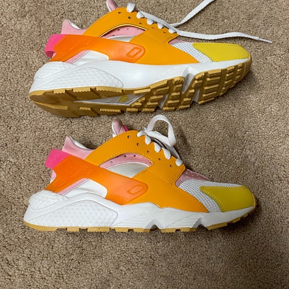 Nike Air Hurache - Picture 6 of 6